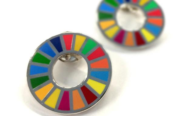 qu-significa-el-pin-multicolor-que-lucen-autoridades-y-pol-ticos-y